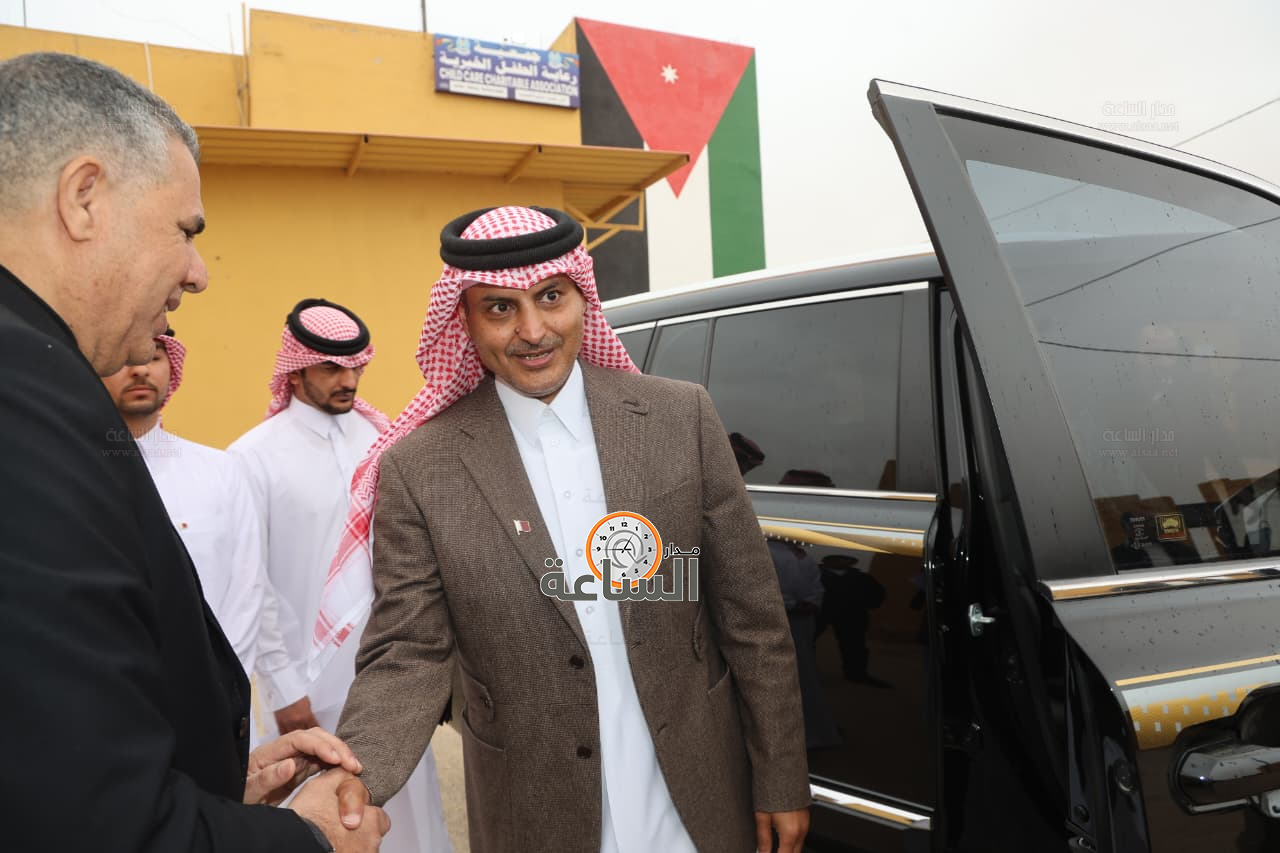 Madar Al-Saa Images 0.8767824656876999