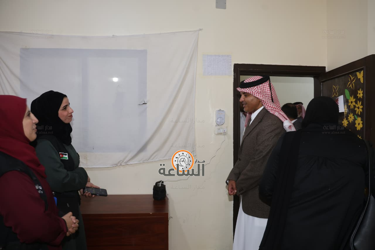 Madar Al-Saa Images 0.0243890690207359