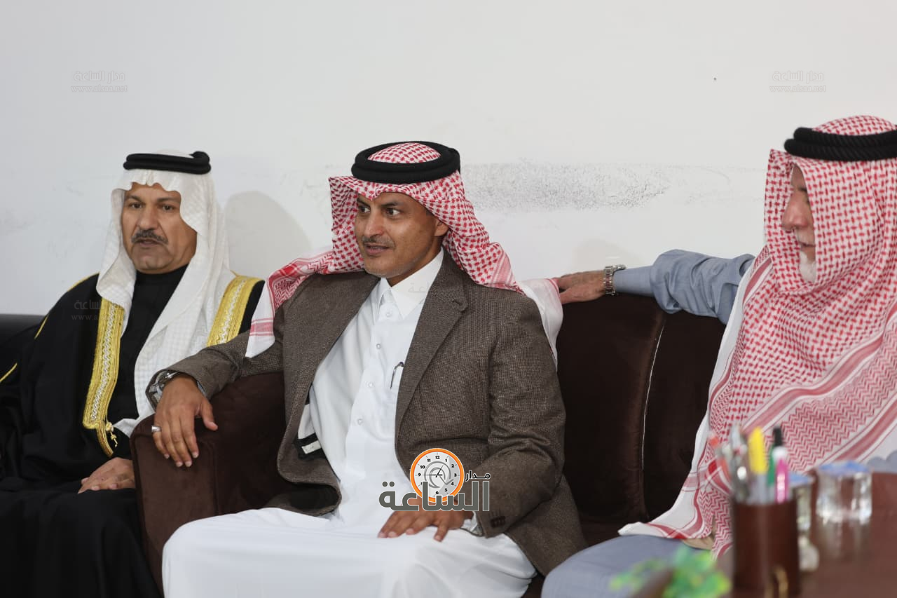 Madar Al-Saa Images 0.6000209195804576