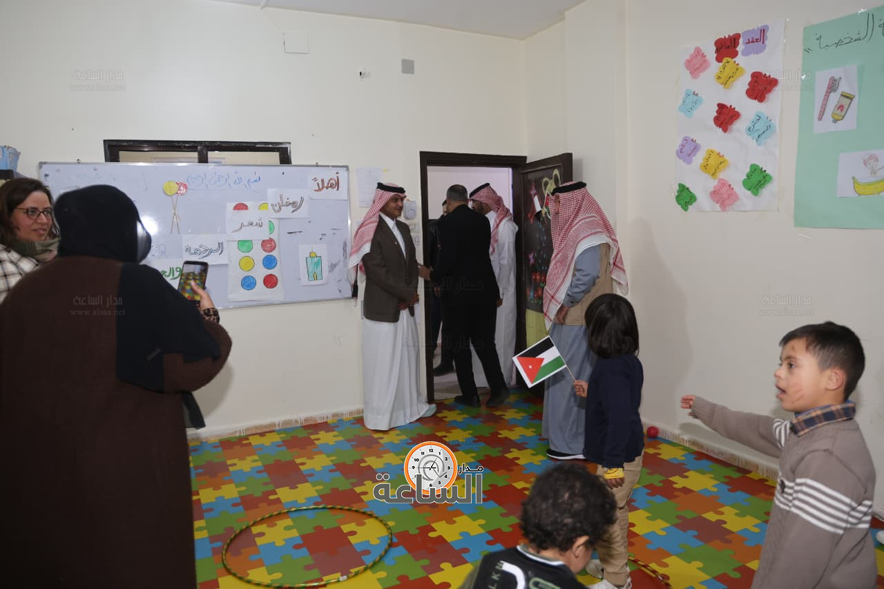 Madar Al-Saa Images 0.39789250042534363