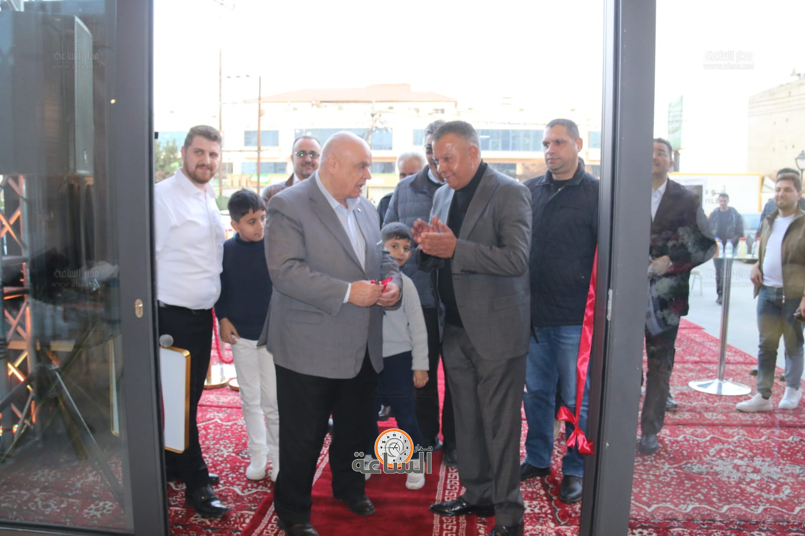 Madar Al-Saa Images 0.8674442183062999