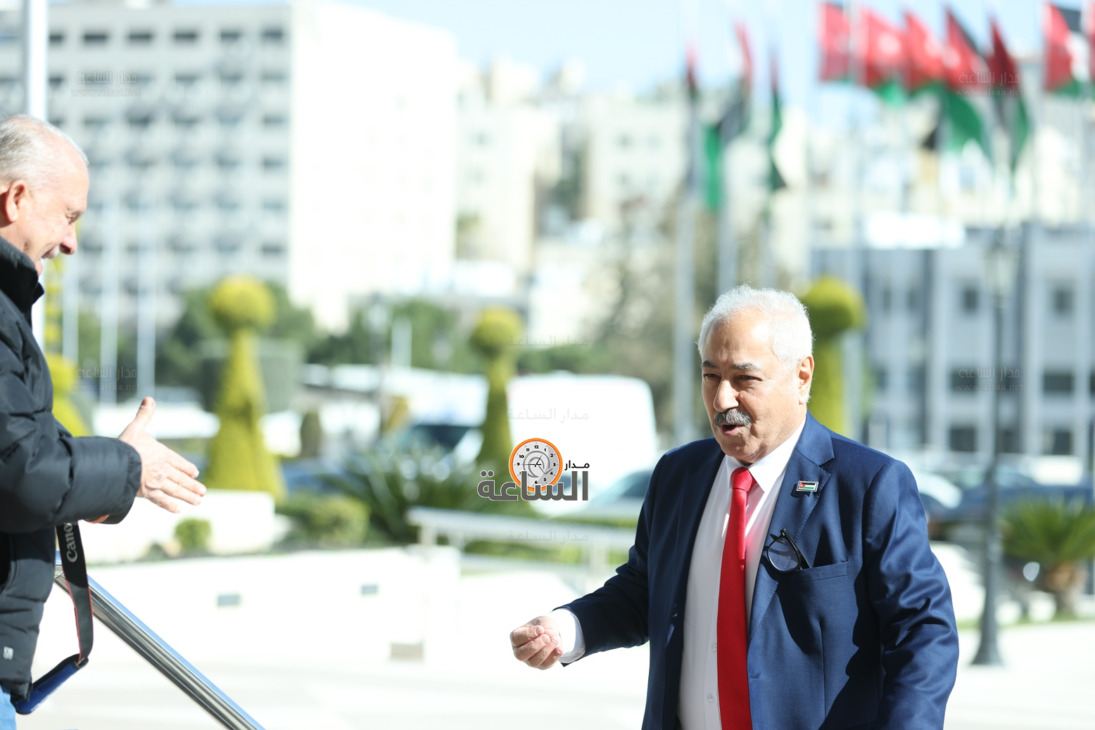 Madar Al-Saa Images 0.37529860606897647