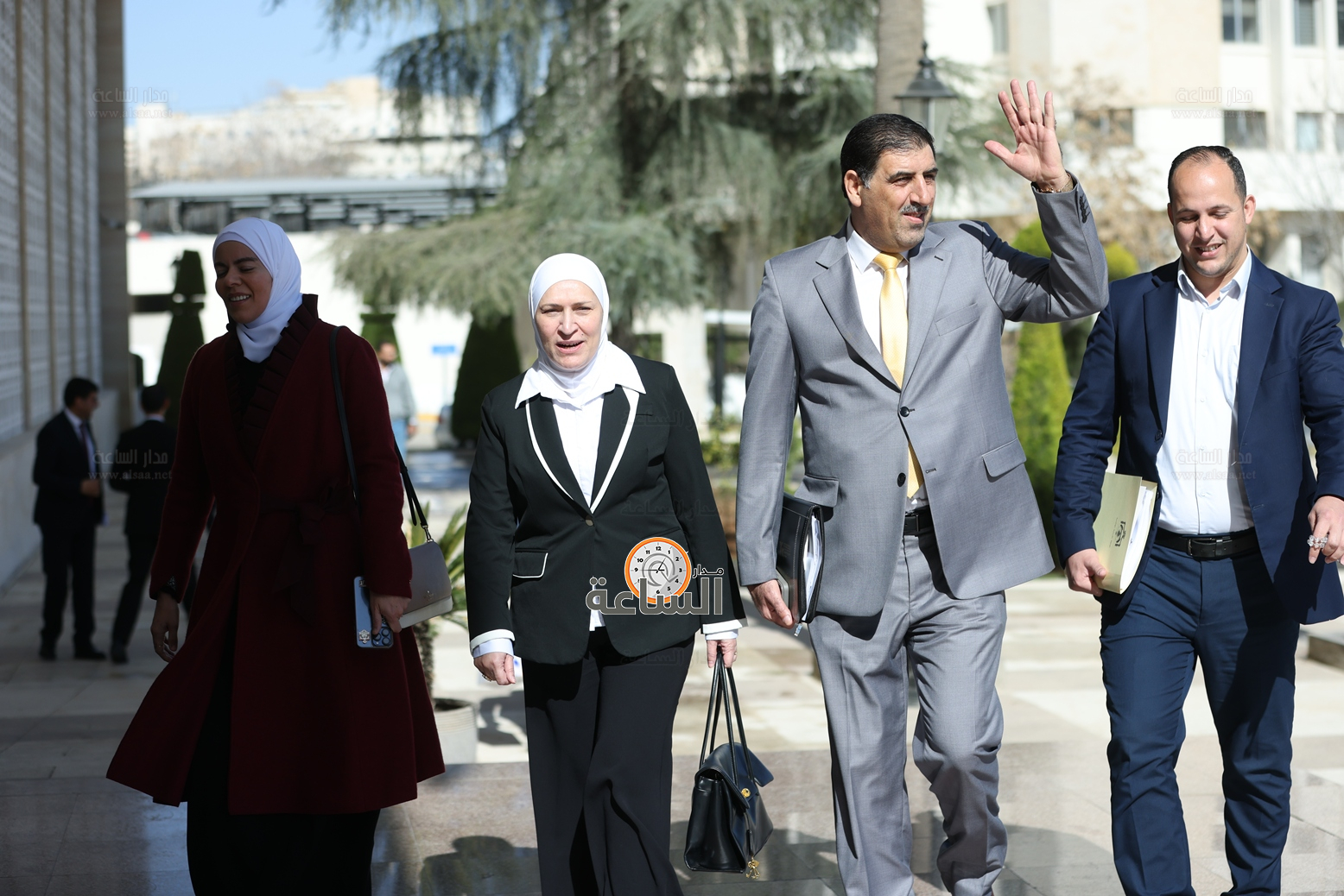 Madar Al-Saa Images 0.6980811861825488