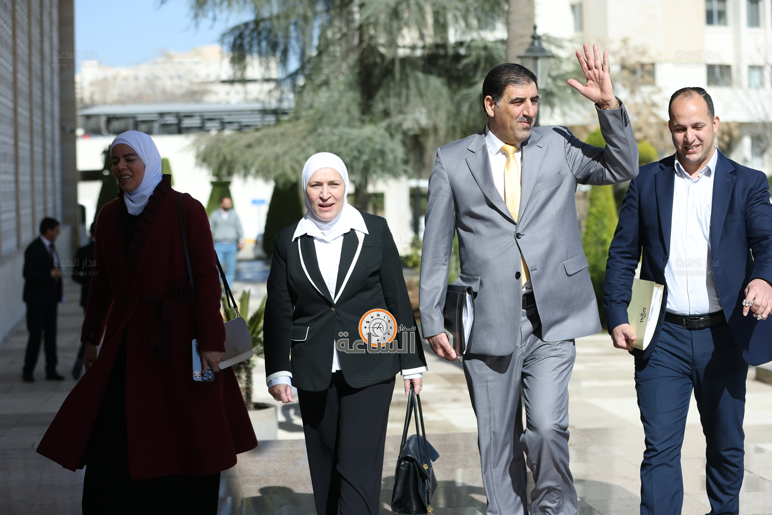 Madar Al-Saa Images 0.9389053718775318