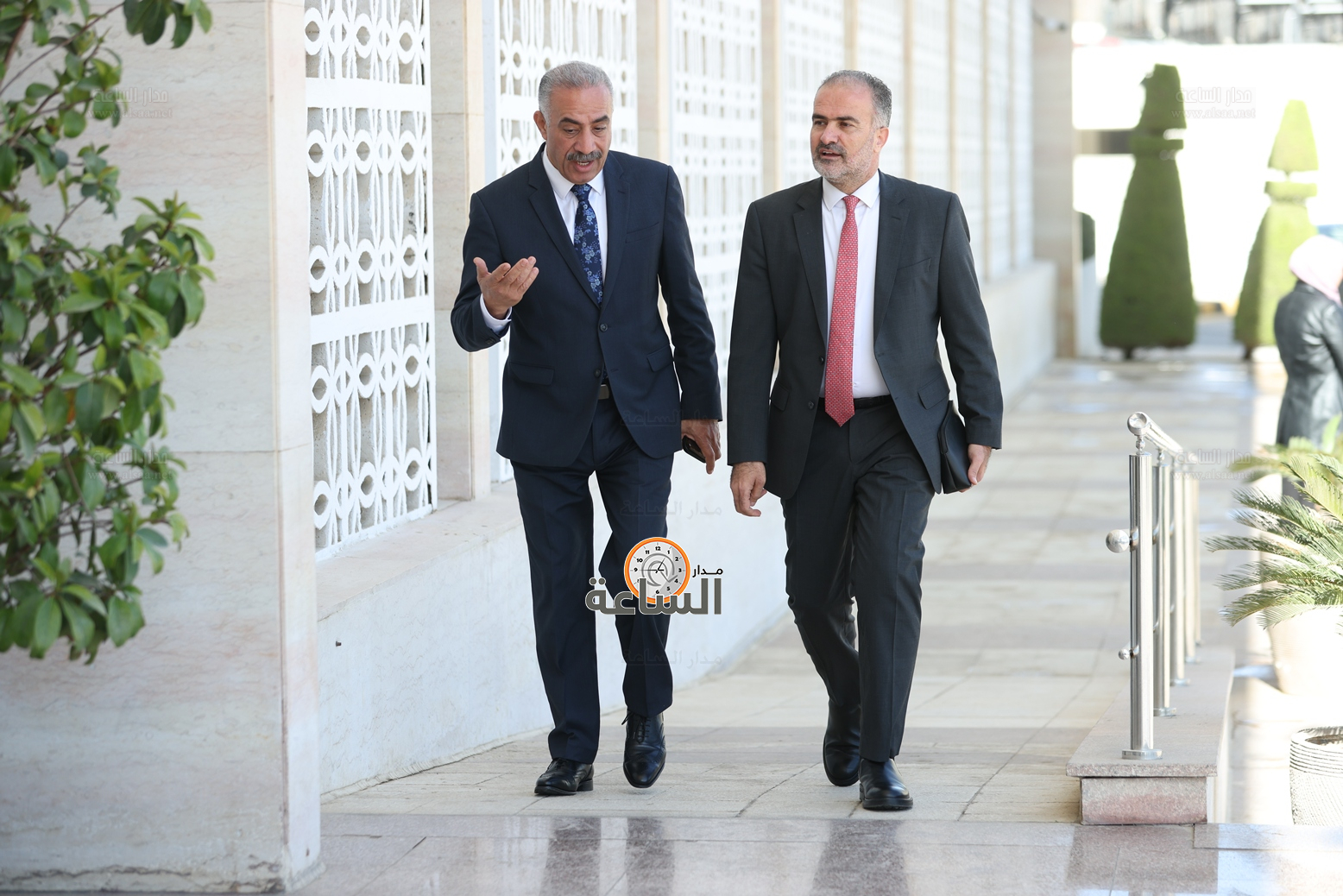 Madar Al-Saa Images 0.24615758494843343