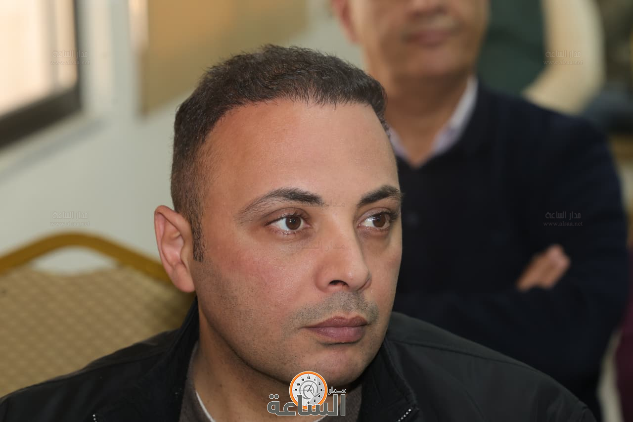 Madar Al-Saa Images 0.8792690054195089