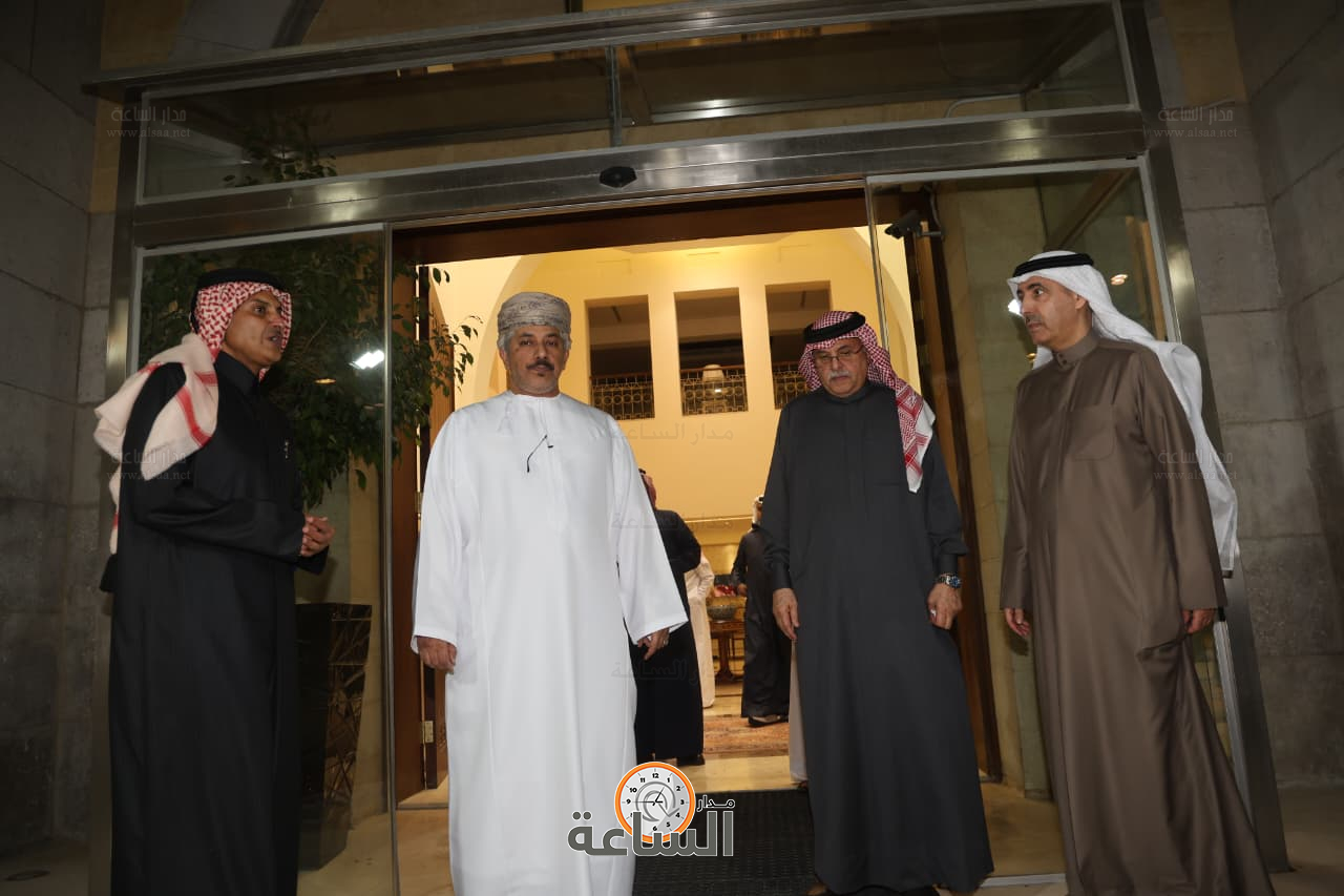 Madar Al-Saa Images 0.9528275893341854