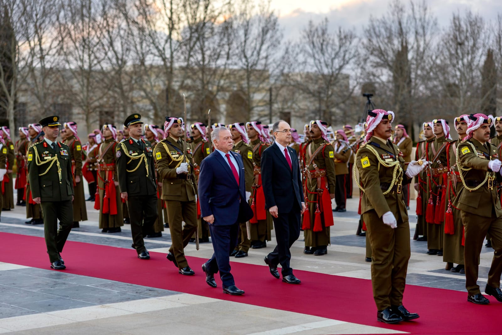 Madar Al-Saa Images 0.31142176895358975