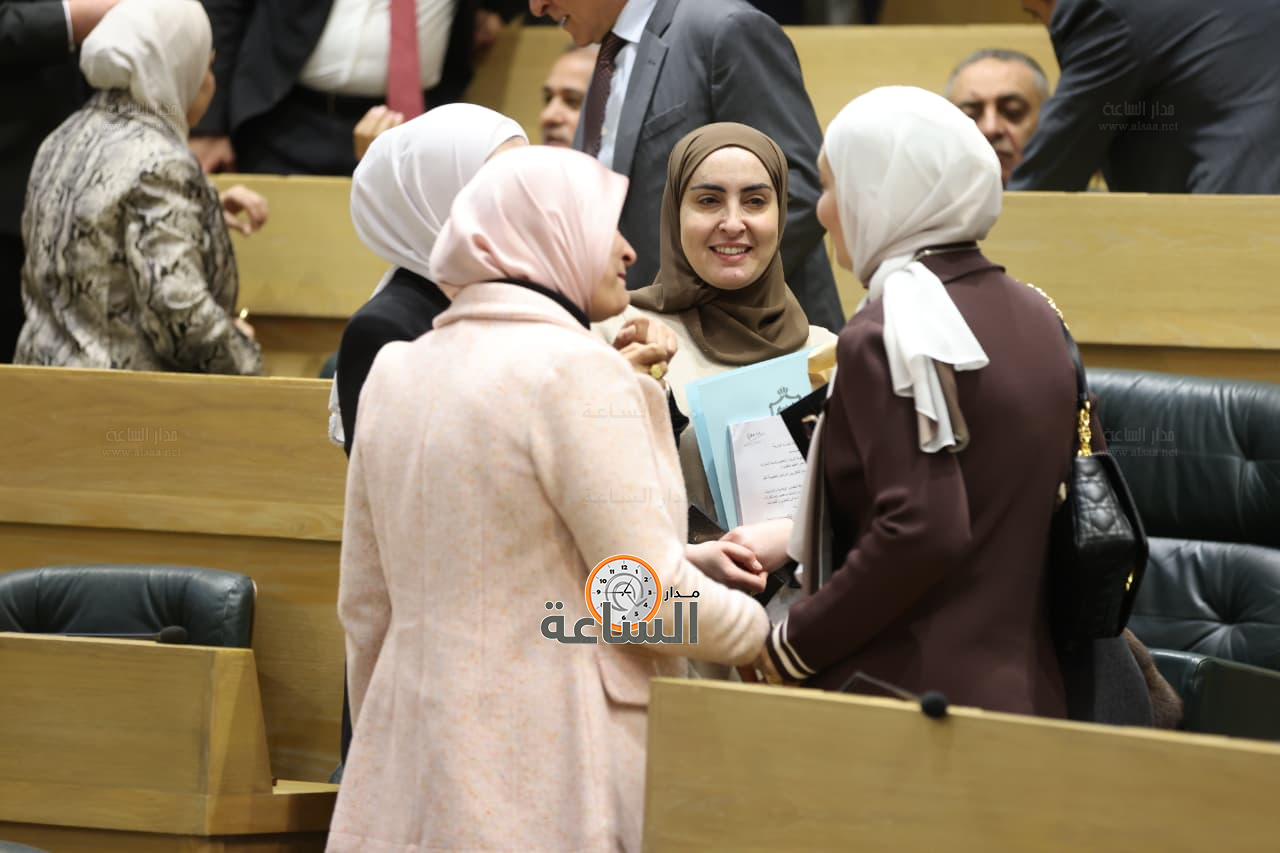 Madar Al-Saa Images 0.6497232574163323