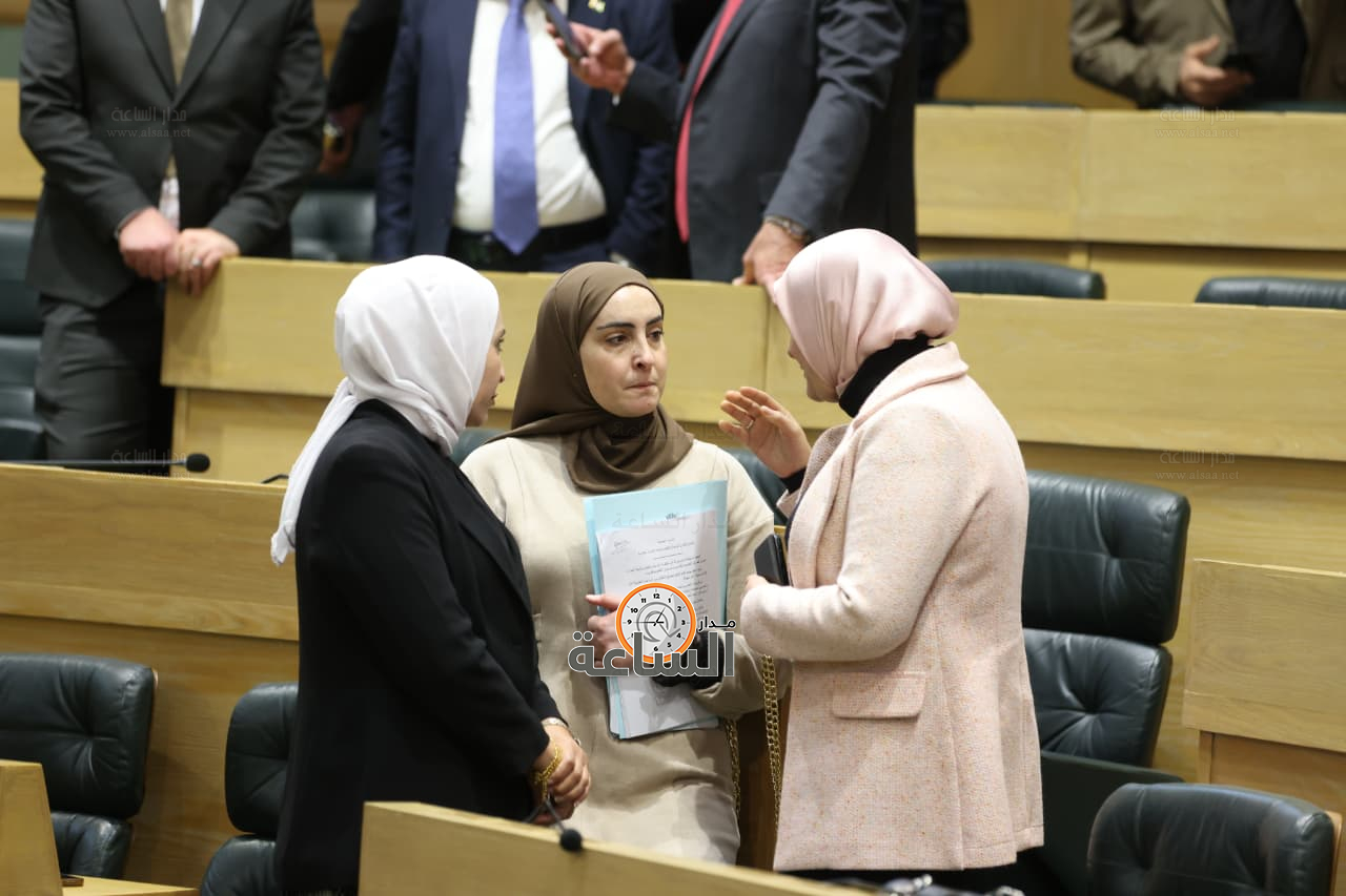 Madar Al-Saa Images 0.4275084053301236