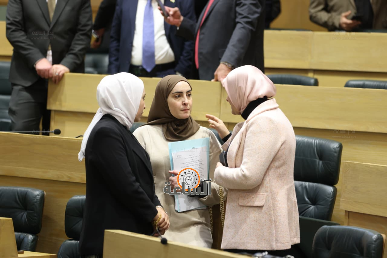 Madar Al-Saa Images 0.6818672081308168