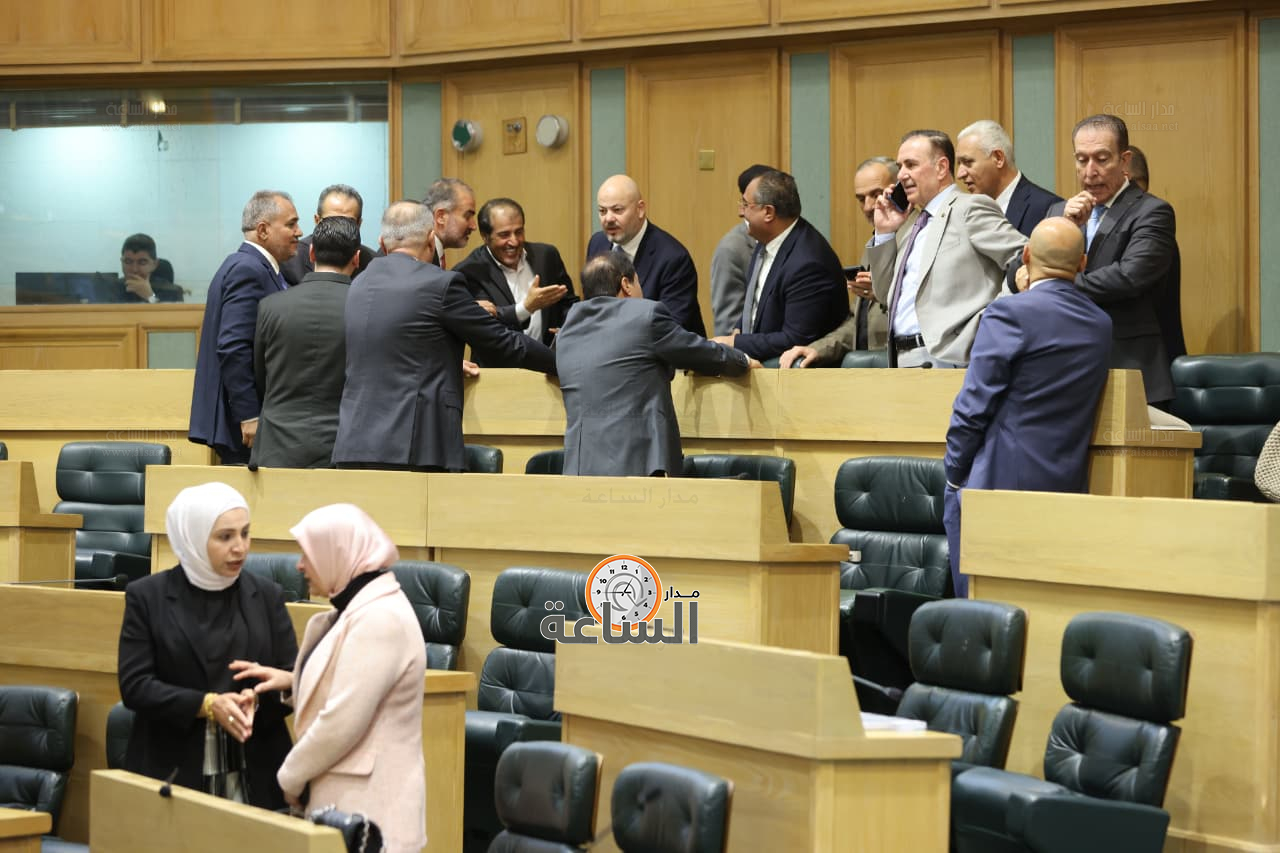 Madar Al-Saa Images 0.13786290969186266