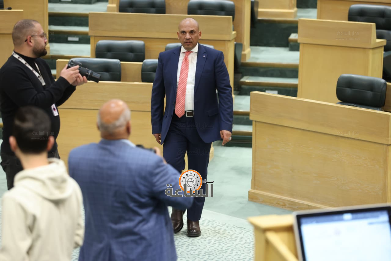 Madar Al-Saa Images 0.5535944108181448