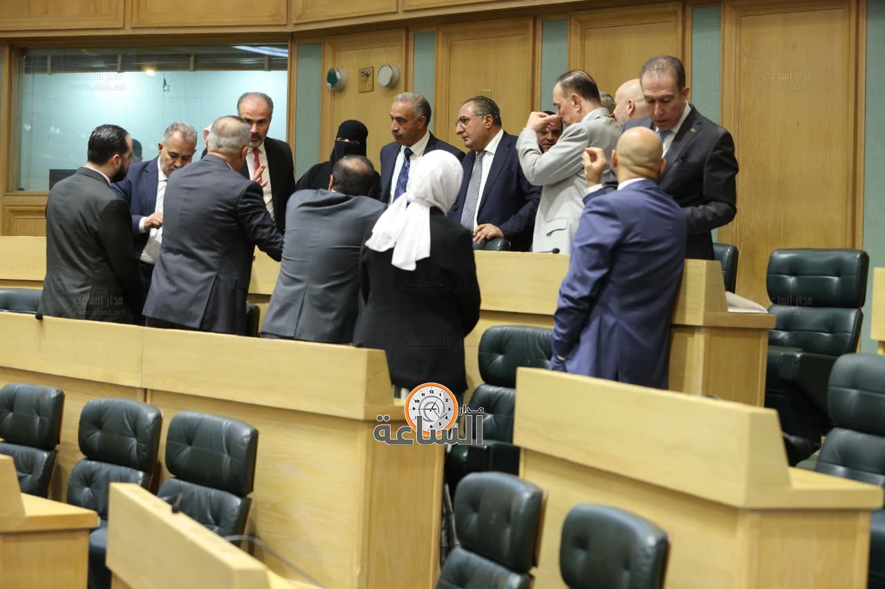 Madar Al-Saa Images 0.5915585886760015