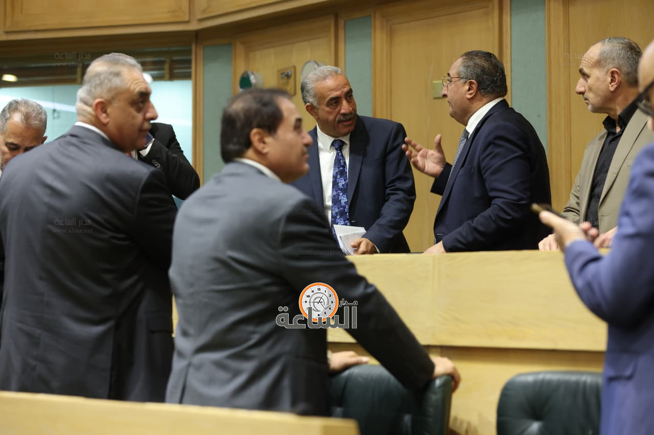 Madar Al-Saa Images 0.658230997742286