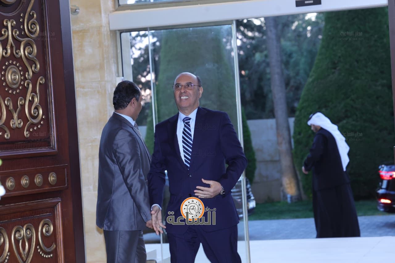 Madar Al-Saa Images 0.07399025765087497