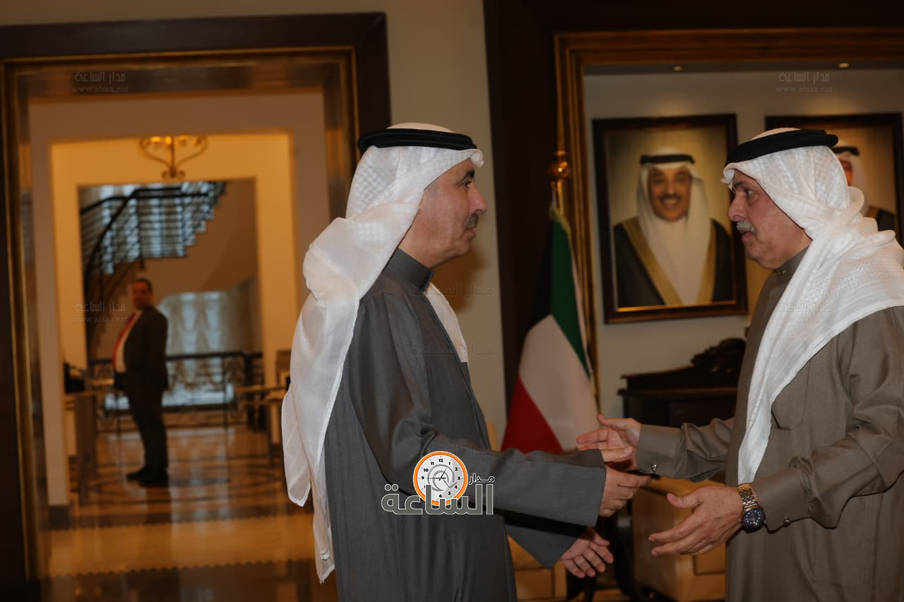 Madar Al-Saa Images 0.1534431681746753