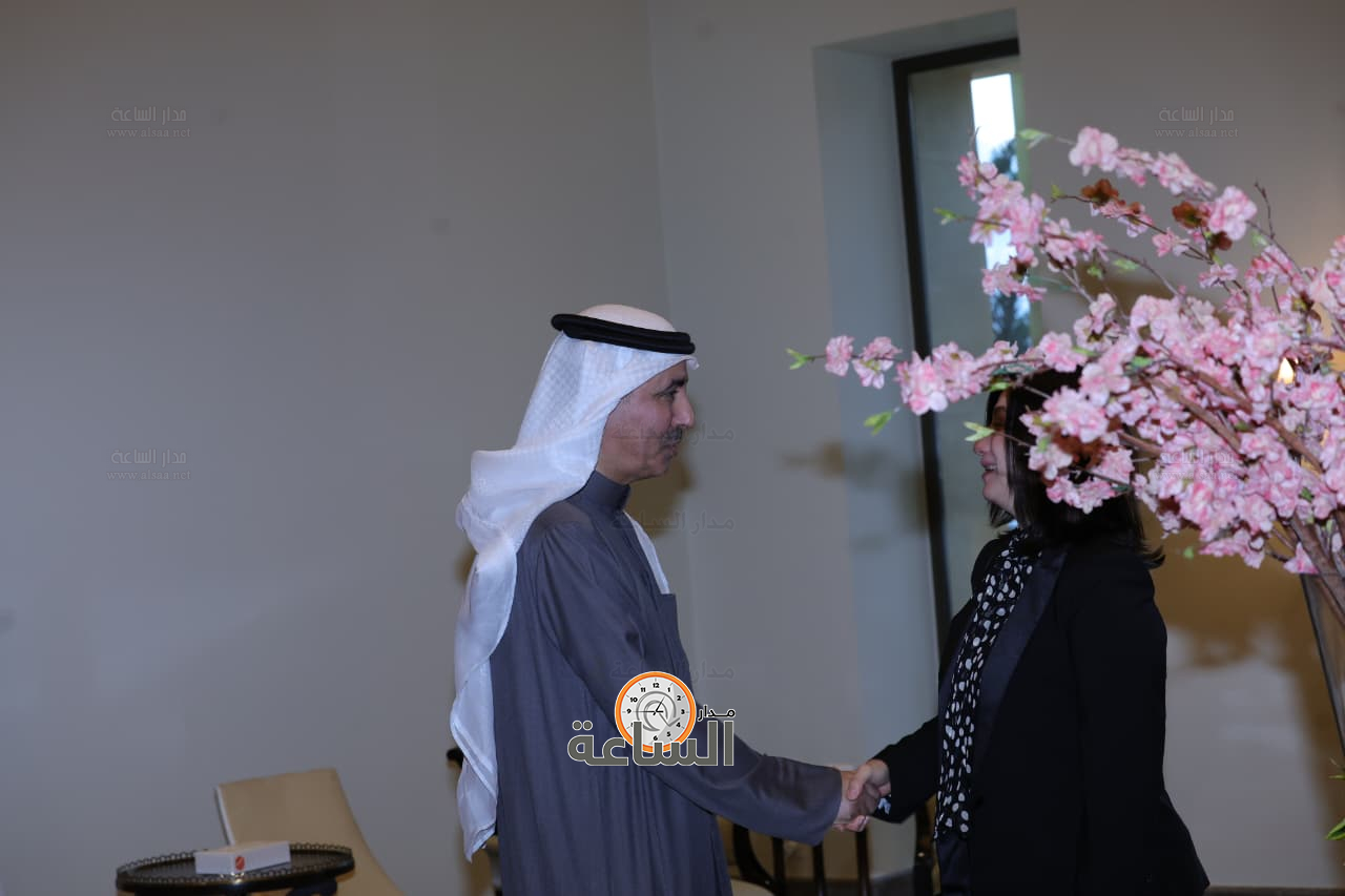 Madar Al-Saa Images 0.34059019827287595