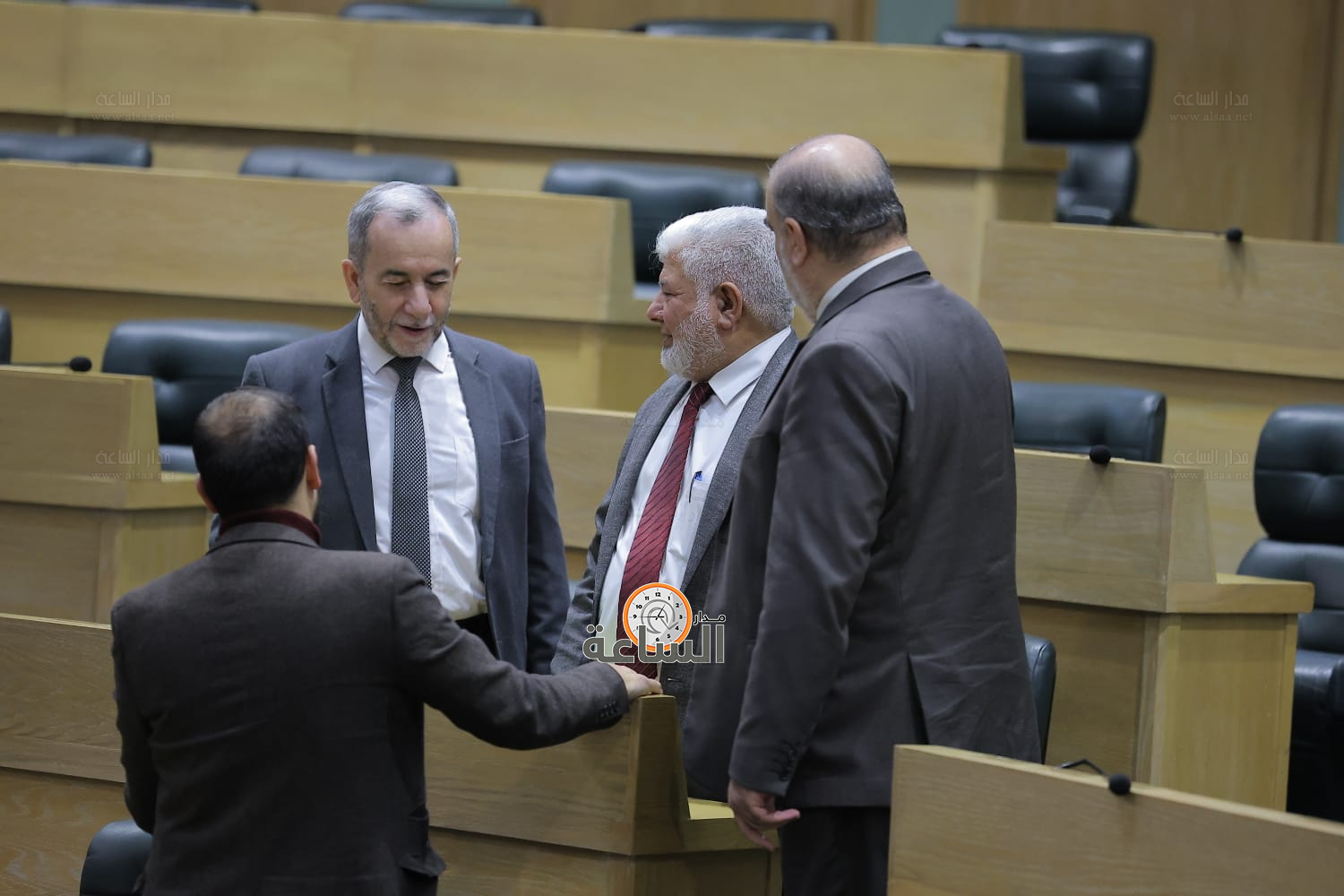 Madar Al-Saa Images 0.7561629218525423