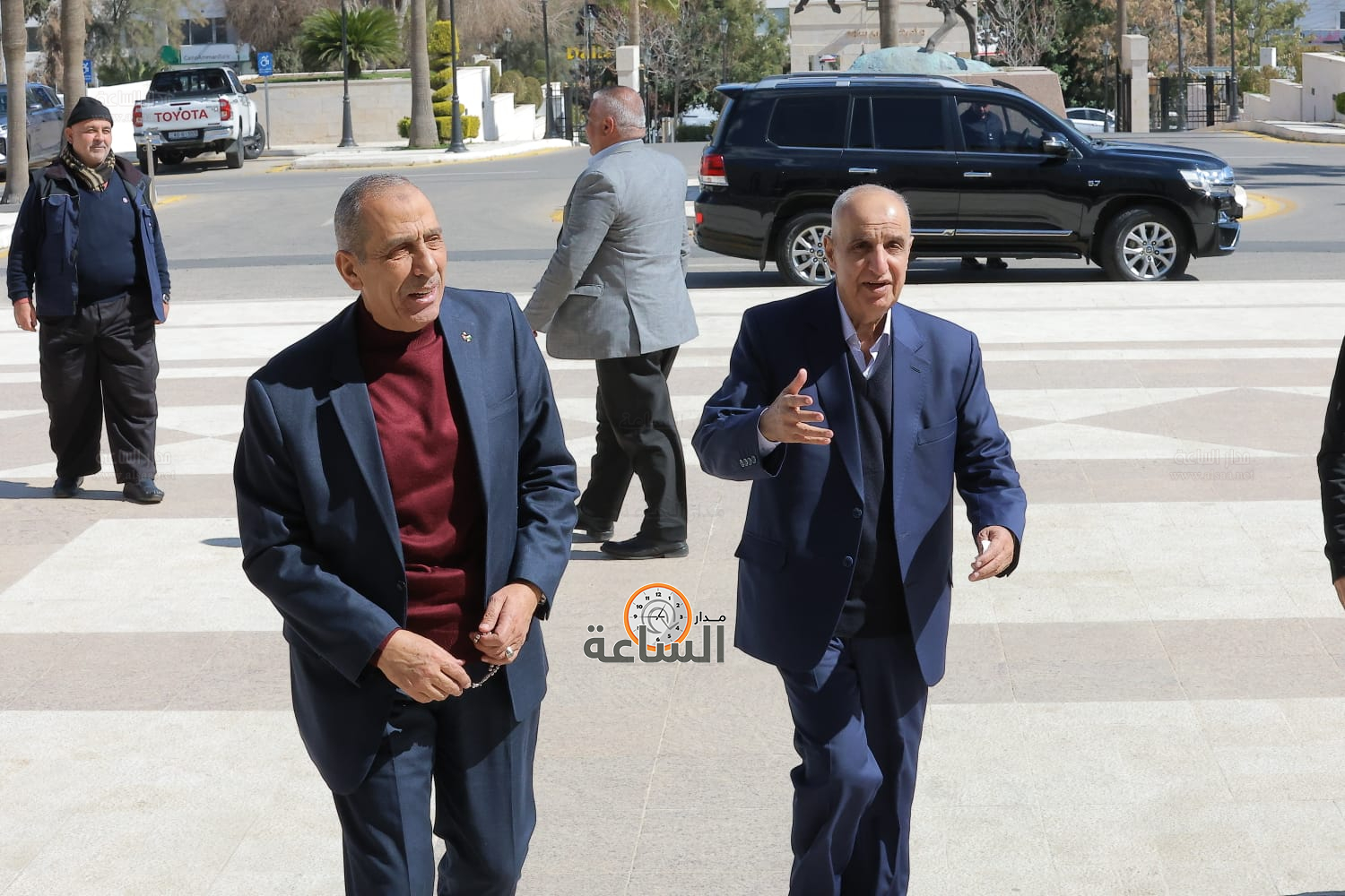 Madar Al-Saa Images 0.38990190371297273