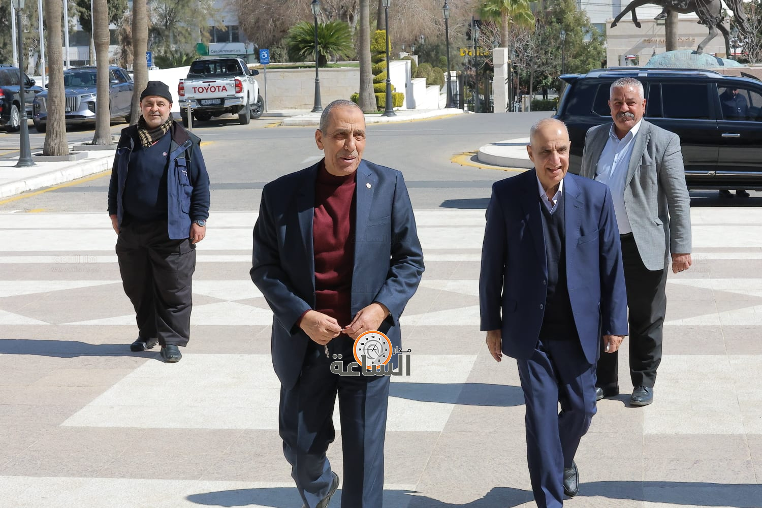 Madar Al-Saa Images 0.5633423681709673