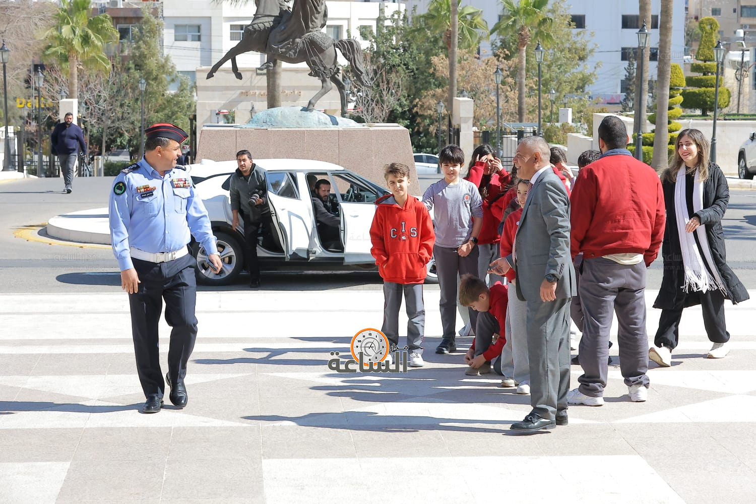 Madar Al-Saa Images 0.31937033568828177