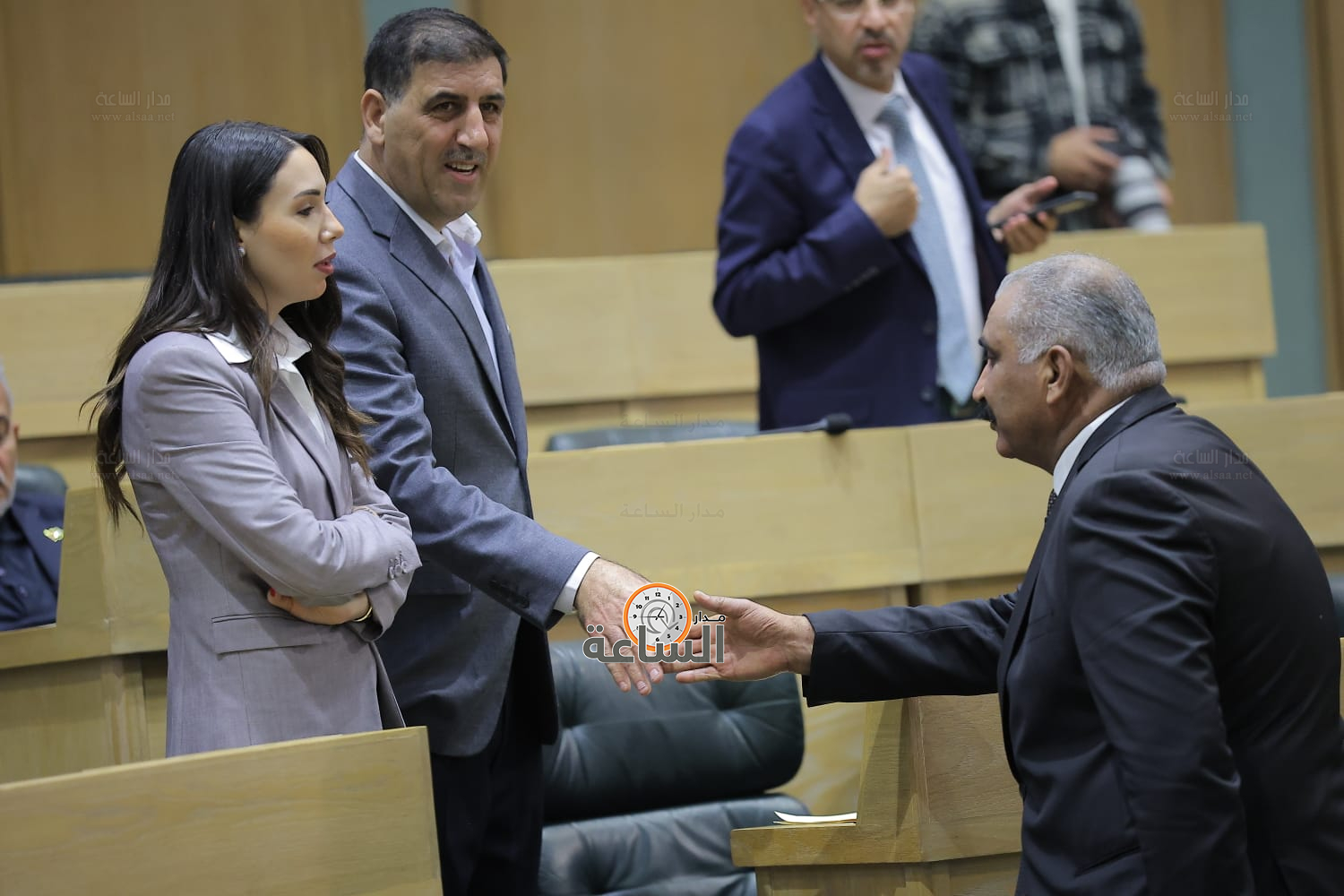 Madar Al-Saa Images 0.268146912722938