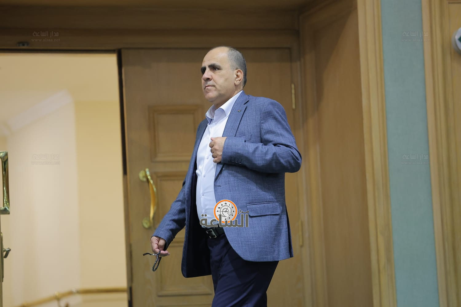 Madar Al-Saa Images 0.6242696276531079