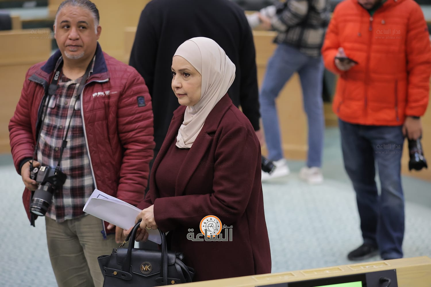 Madar Al-Saa Images 0.6450680453825931