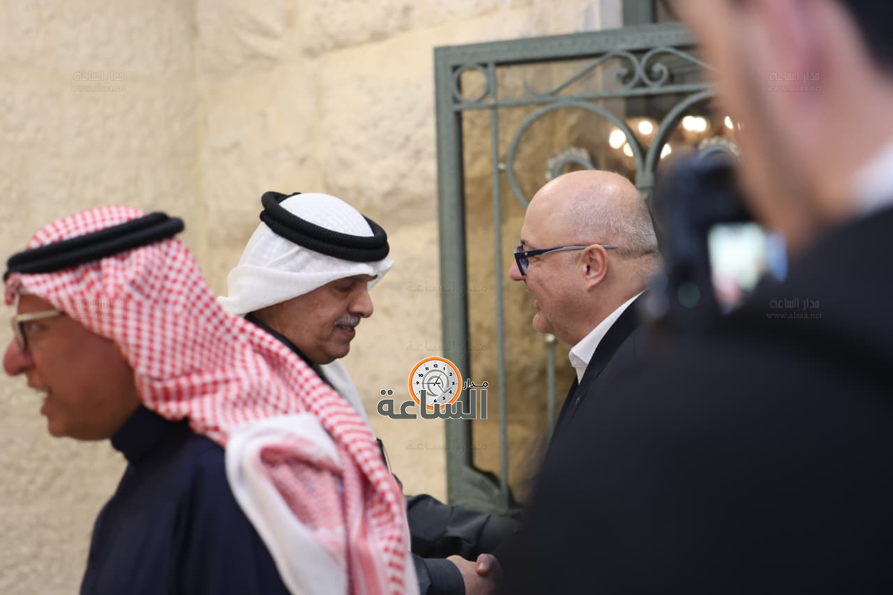 Madar Al-Saa Images 0.9665436030455643