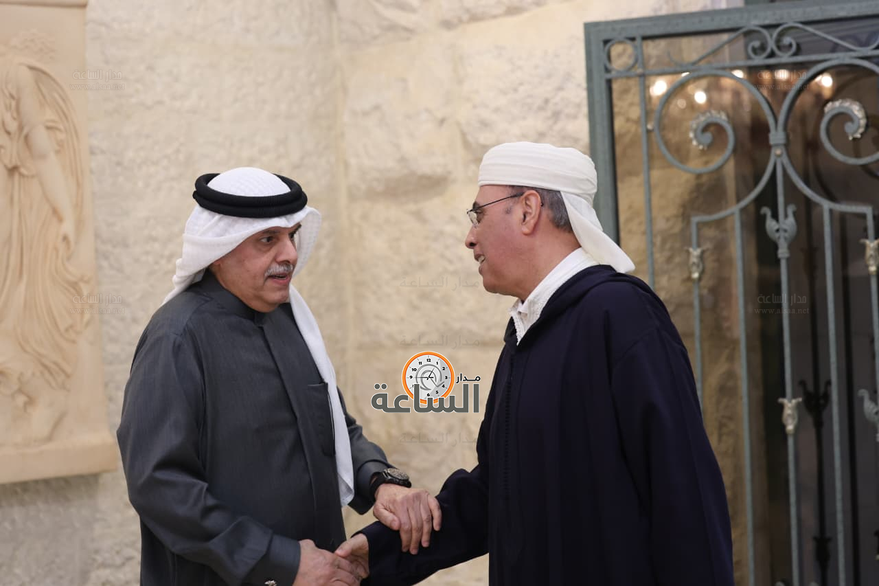 Madar Al-Saa Images 0.5422168883918921