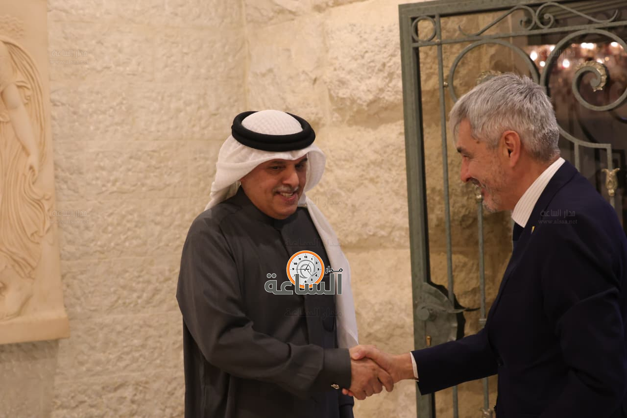 Madar Al-Saa Images 0.17009108401523432