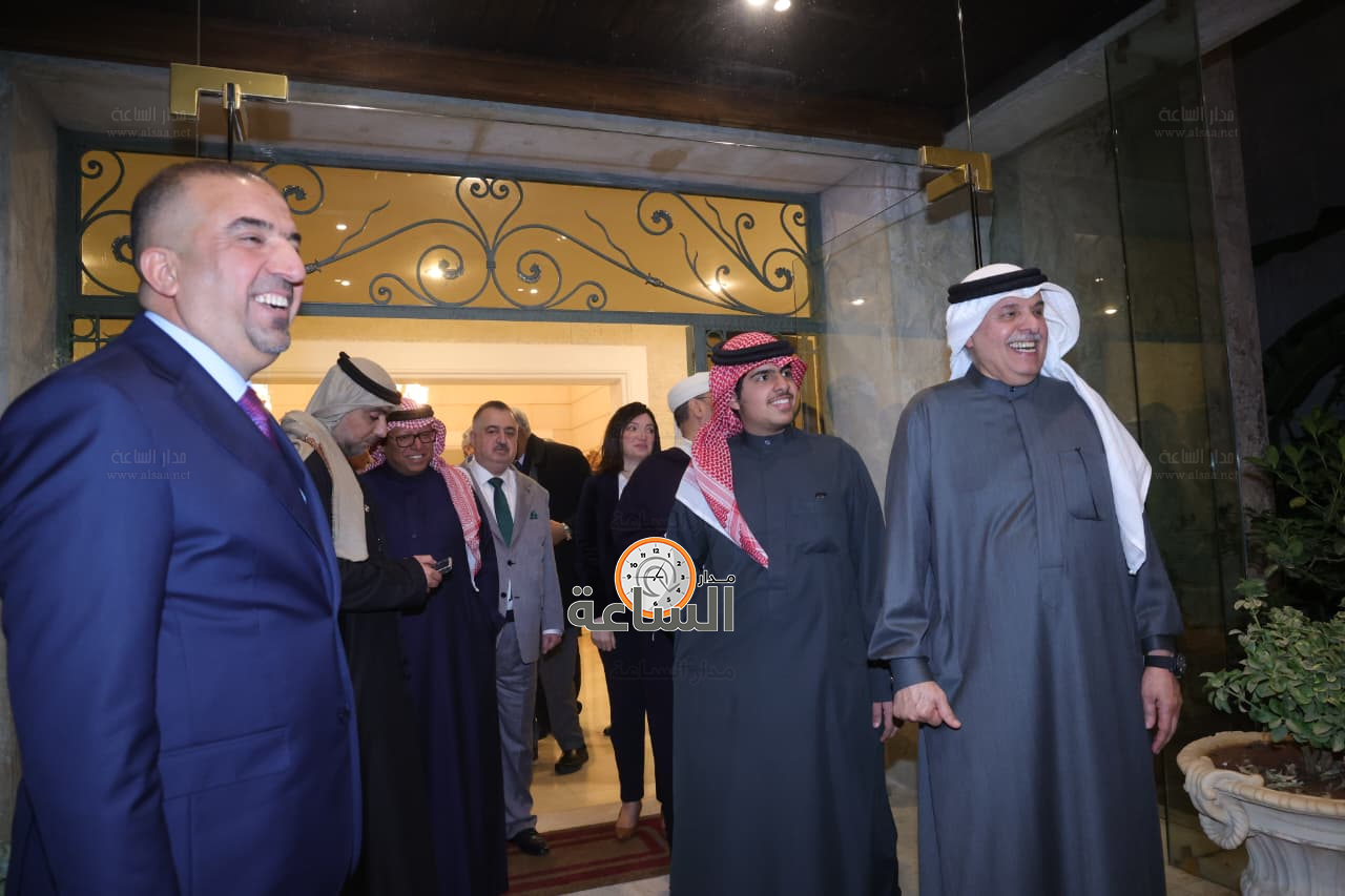 Madar Al-Saa Images 0.018257537860554507