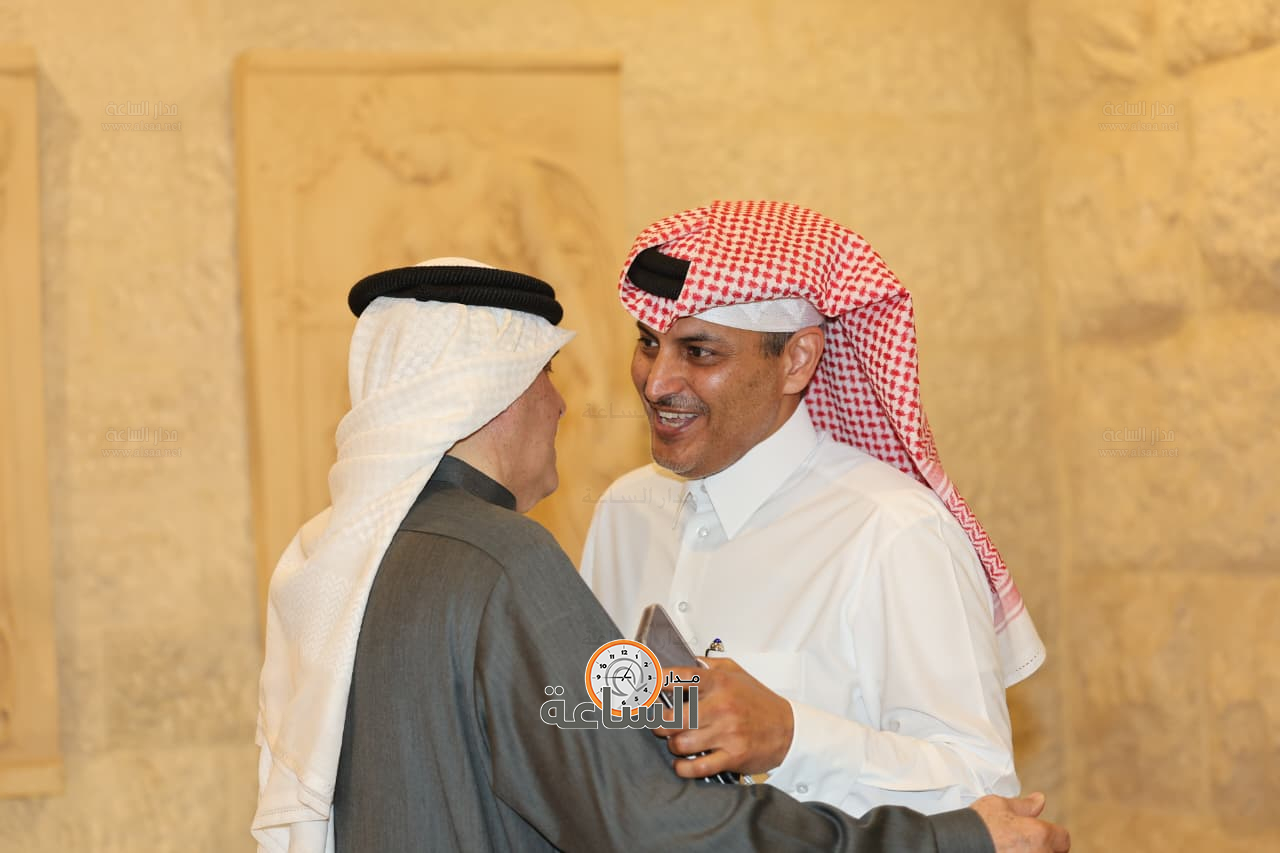 Madar Al-Saa Images 0.8362233385104691