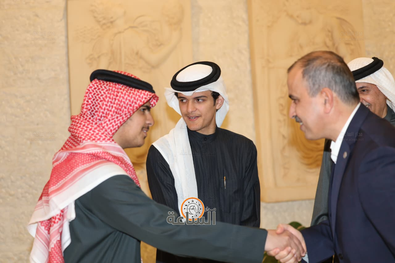 Madar Al-Saa Images 0.23166209678508587