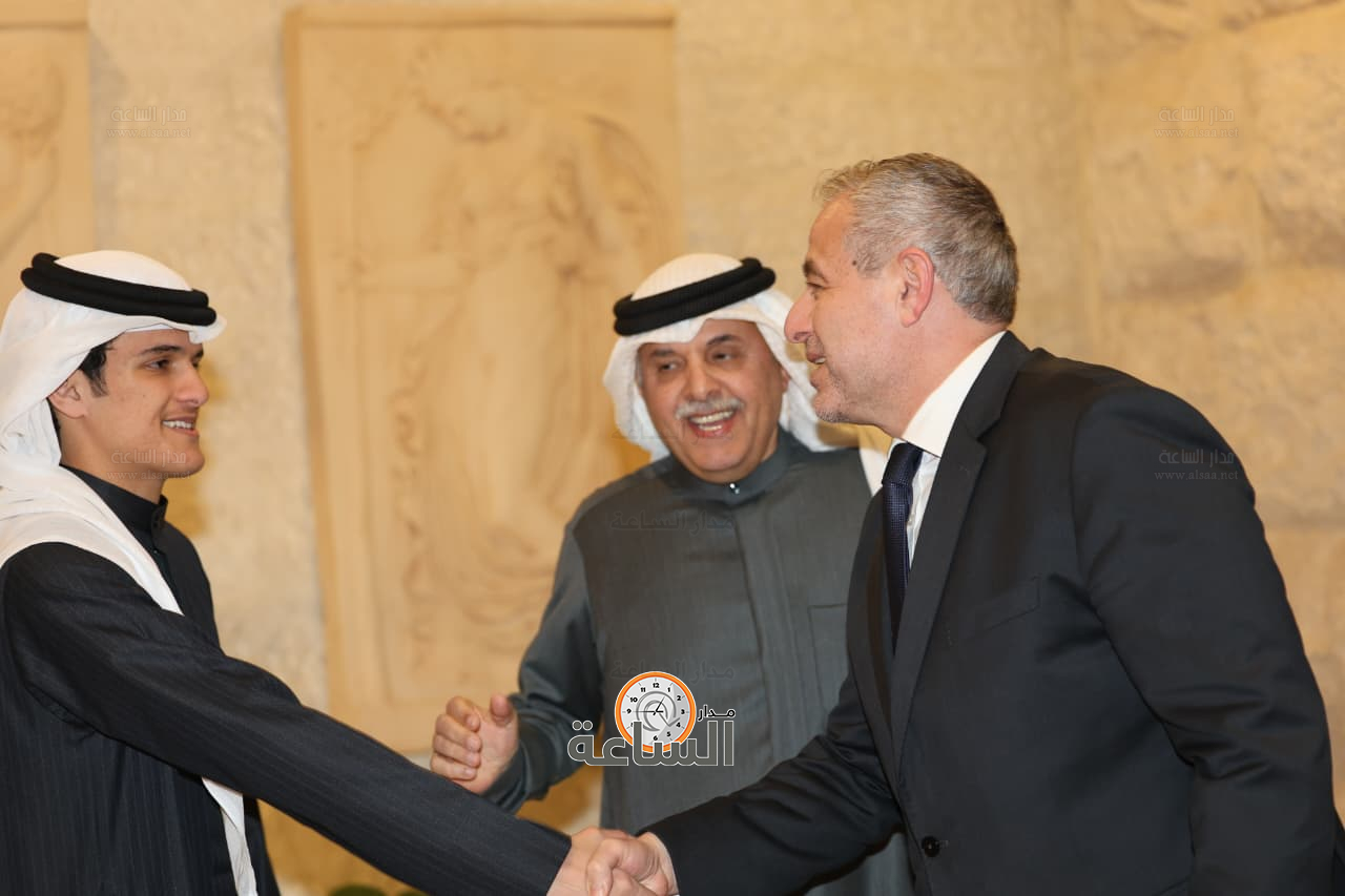 Madar Al-Saa Images 0.6196345767431448