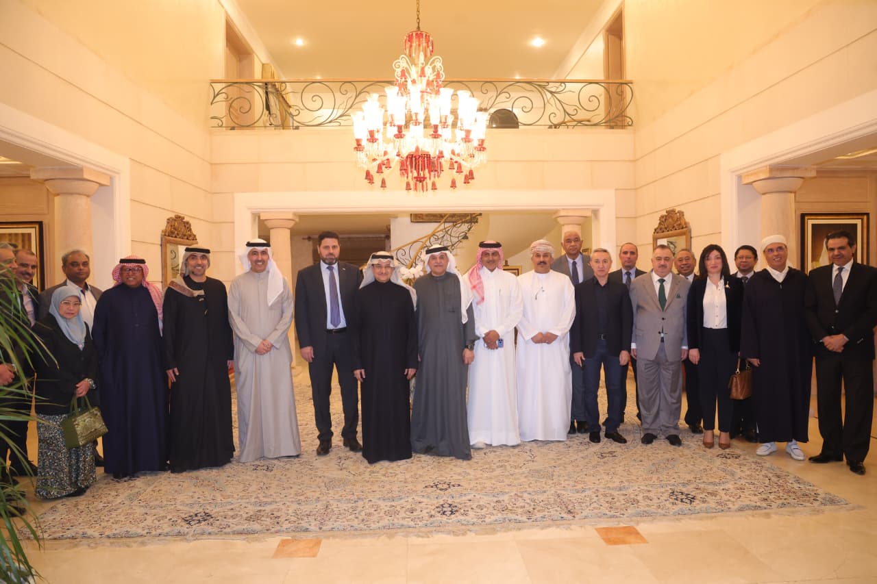 Madar Al-Saa Images 0.6096176057215715