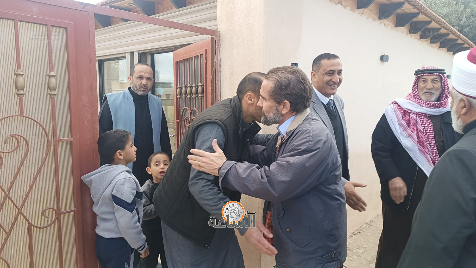 Madar Al-Saa Images 0.4976961933644931