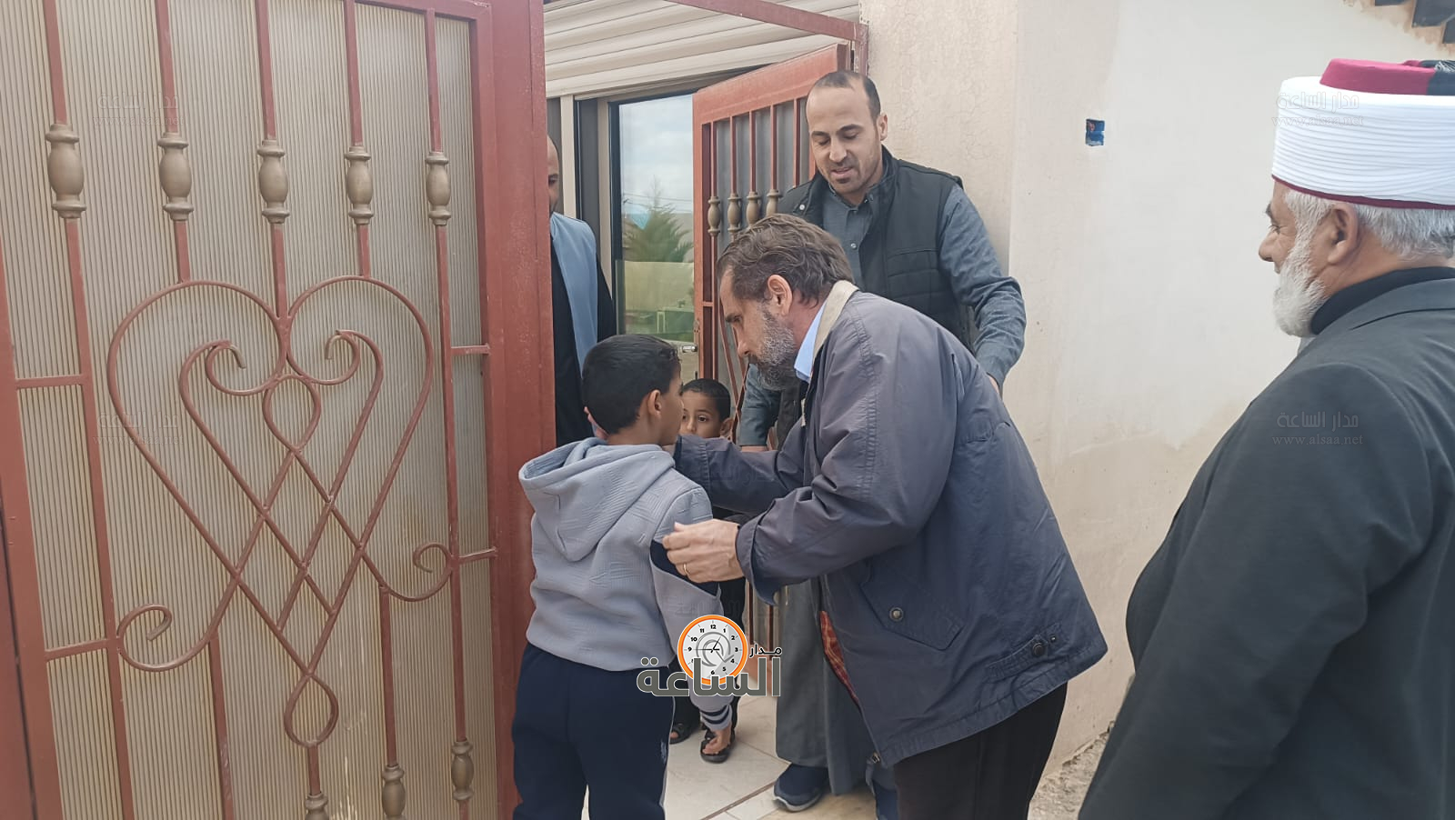 Madar Al-Saa Images 0.8660826064473078