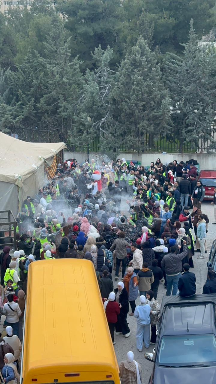 Madar Al-Saa Images 0.8684135613872511