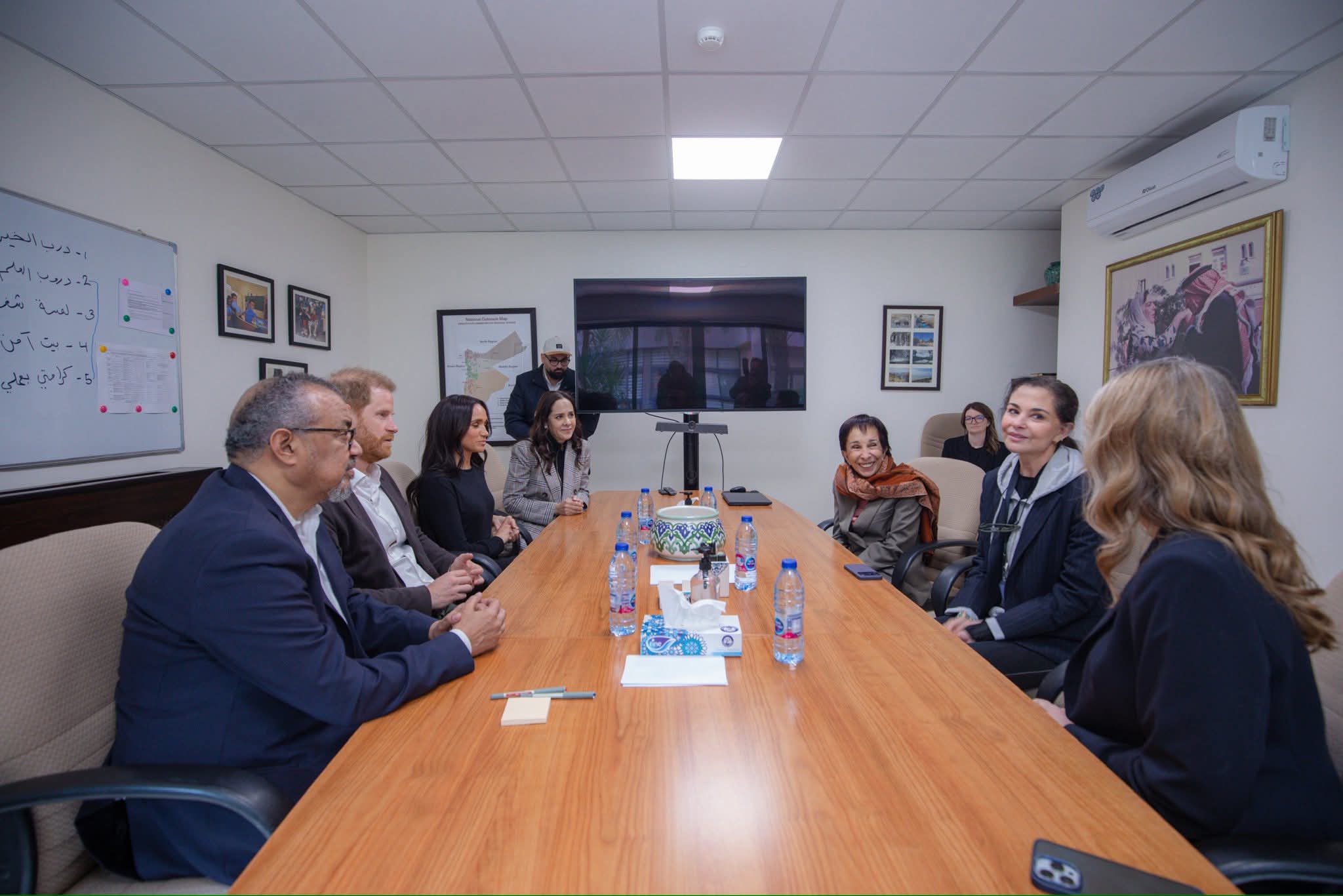 Madar Al-Saa Images 0.9895666291430678