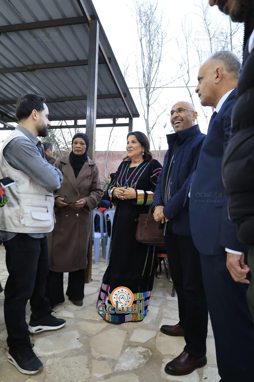 Madar Al-Saa Images 0.47712009574305614