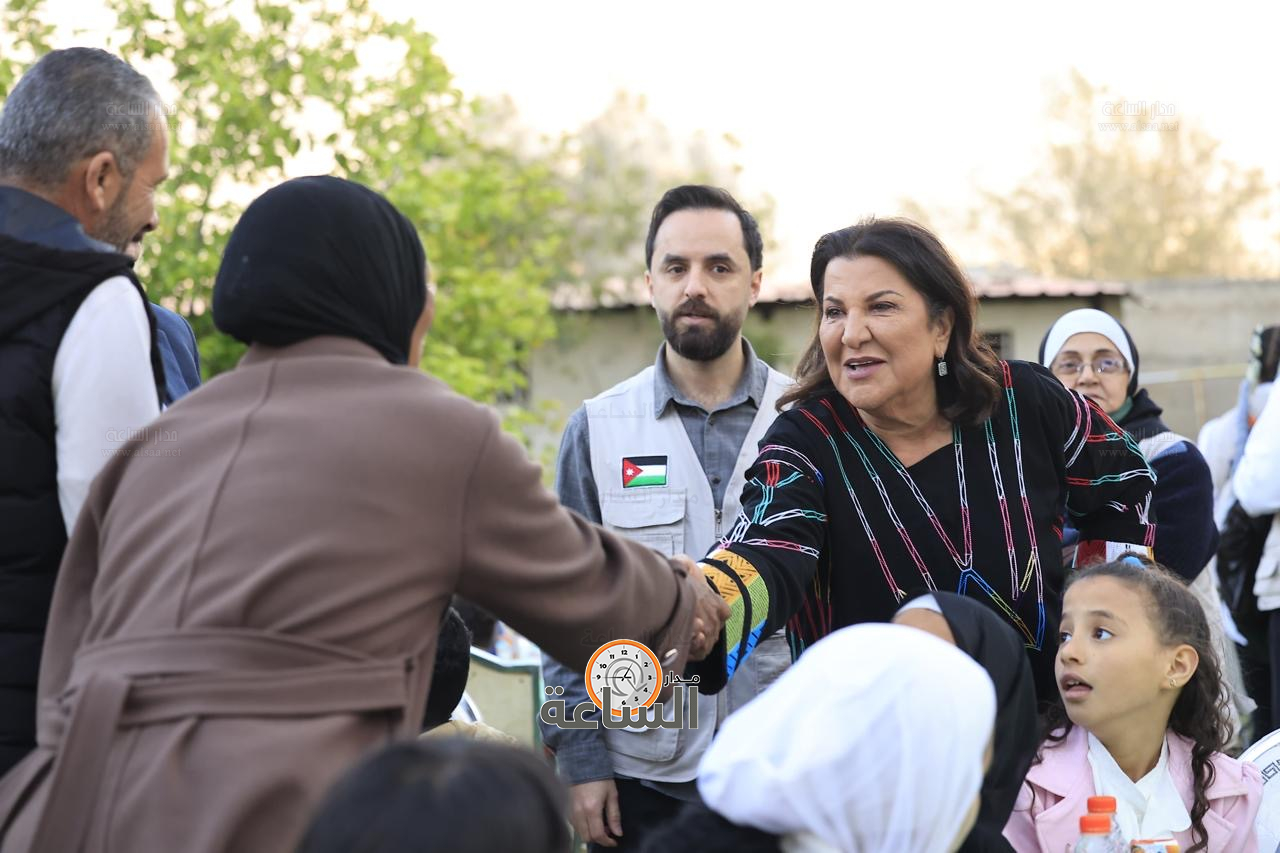 Madar Al-Saa Images 0.07389175320025676