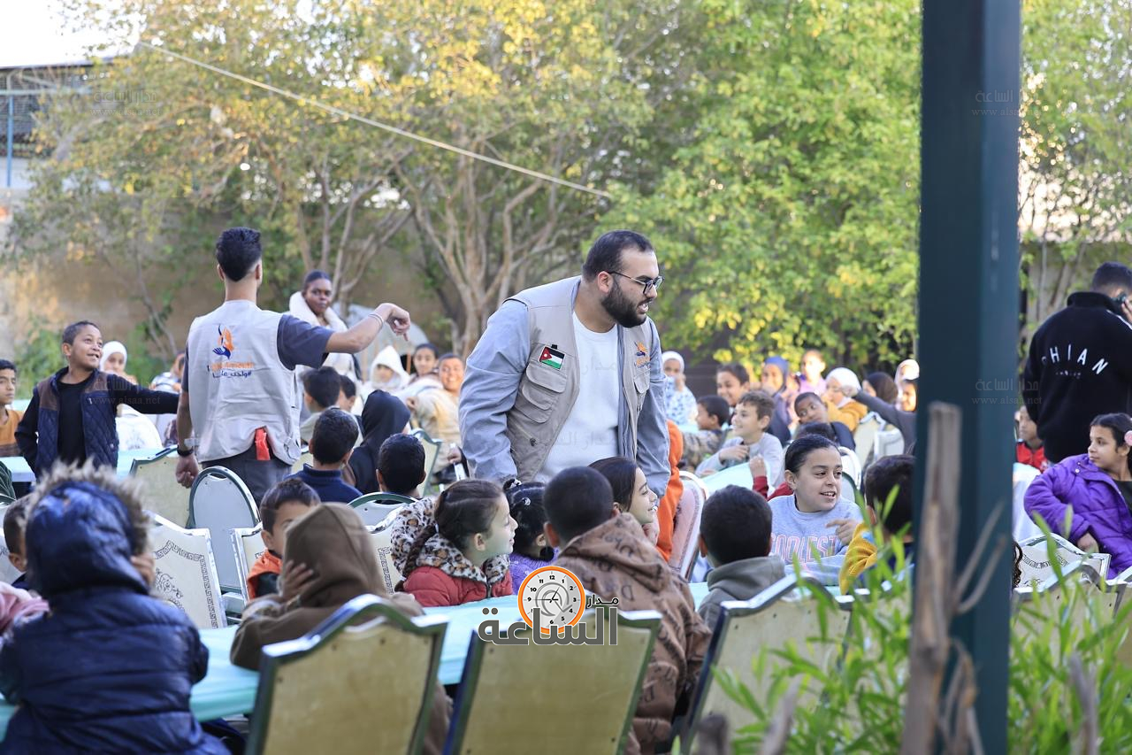 Madar Al-Saa Images 0.433849972214729