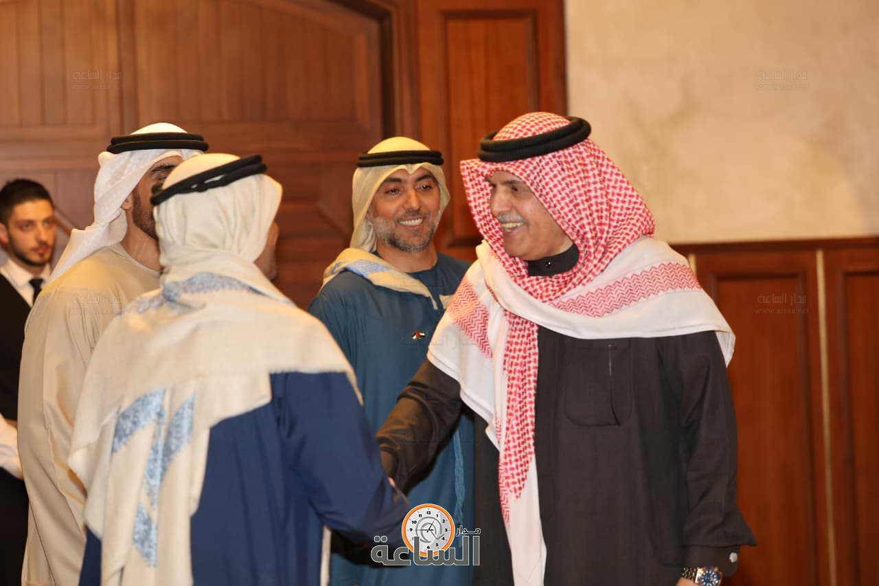 Madar Al-Saa Images 0.5111353054234284