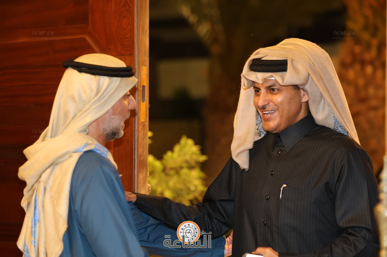 Madar Al-Saa Images 0.41965555419681067