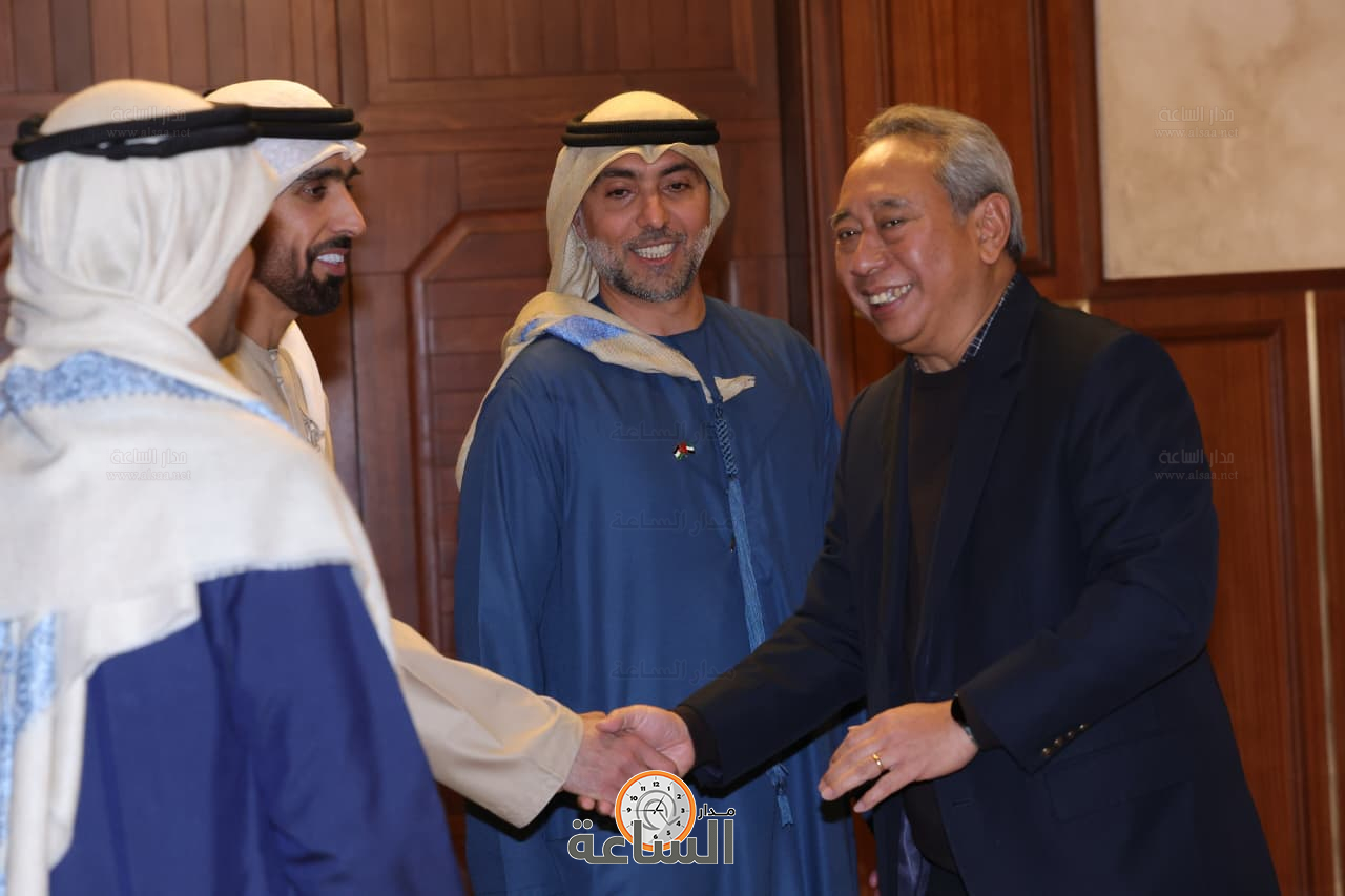 Madar Al-Saa Images 0.950211925257846