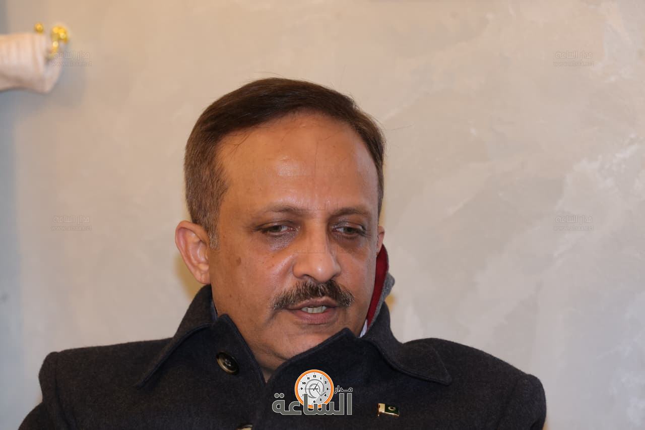 Madar Al-Saa Images 0.8072398244174377