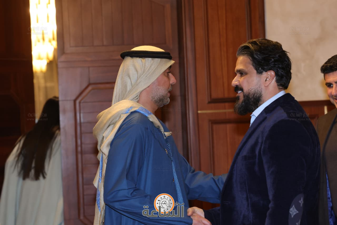 Madar Al-Saa Images 0.47802034534610005