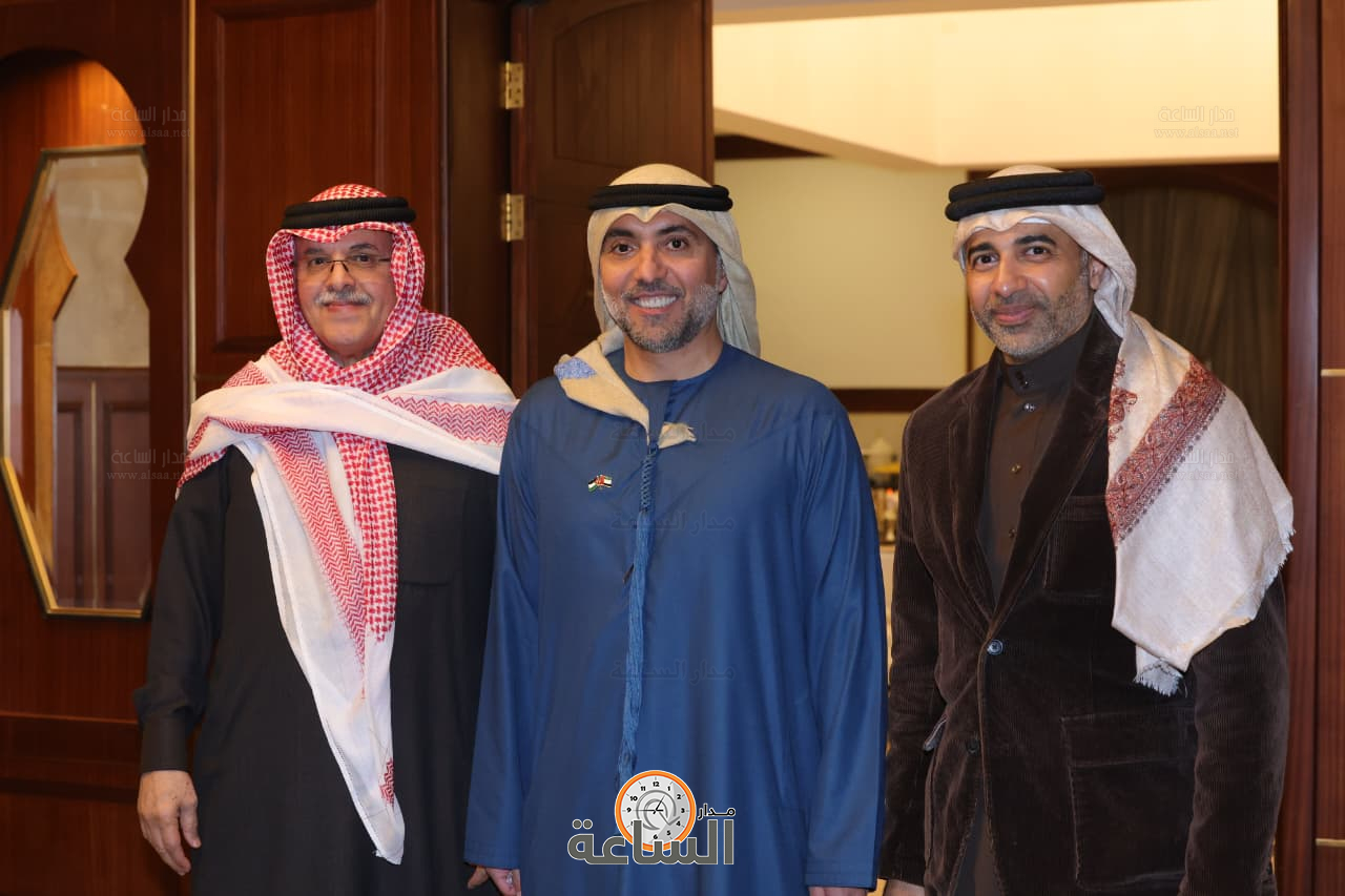 Madar Al-Saa Images 0.2489170129712024